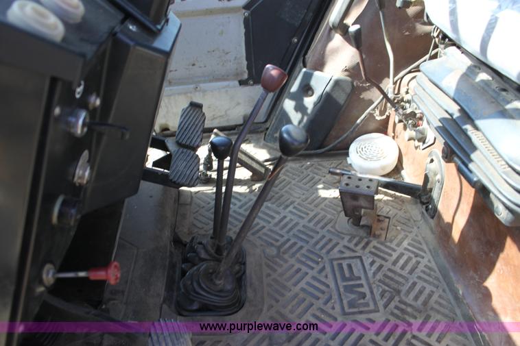 image for item F3322 Massey-Ferguson 698 MFWD tractor