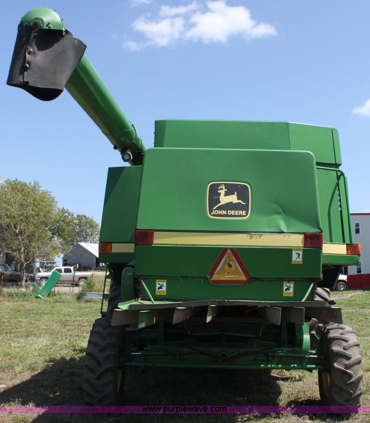 image for item F3326 1990 John Deere 9600 combine