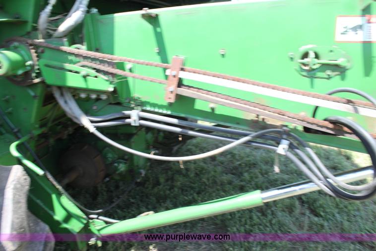 image for item F3326 1990 John Deere 9600 combine