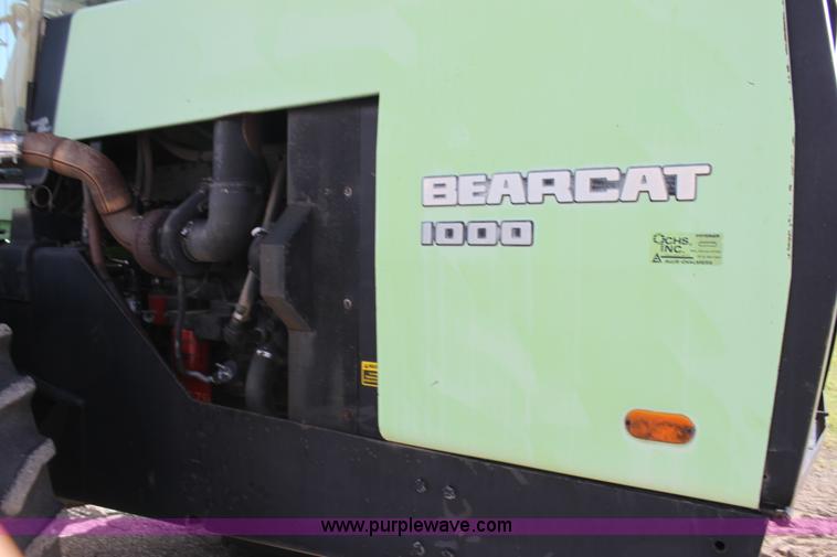 image for item F3338 1986 Steiger Bearcat 1000 4WD tractor