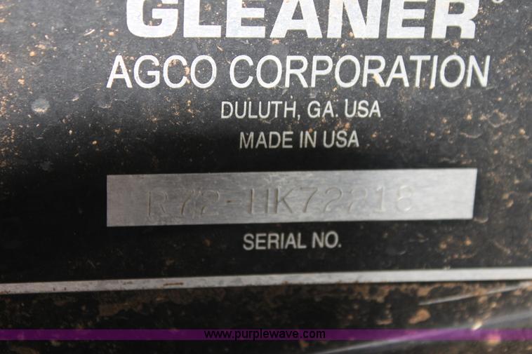 image for item F3342 2001 Gleaner R72 RWA combine