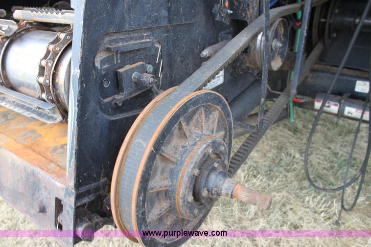 image for item F3342 2001 Gleaner R72 RWA combine