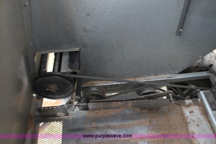 image for item F3344 2008 MacDon D50 draper head