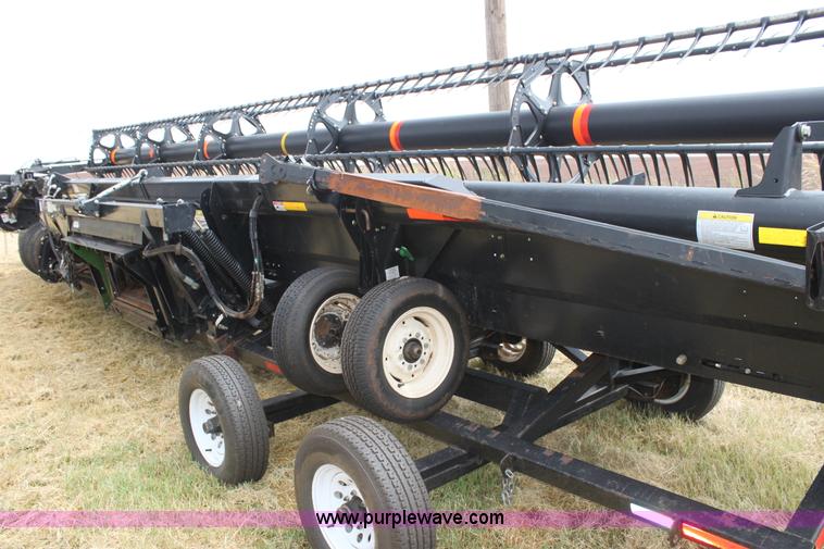 image for item F3344 2008 MacDon D50 draper head