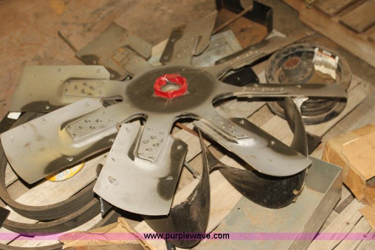 image for item F3349 Assorted Gleaner combine parts