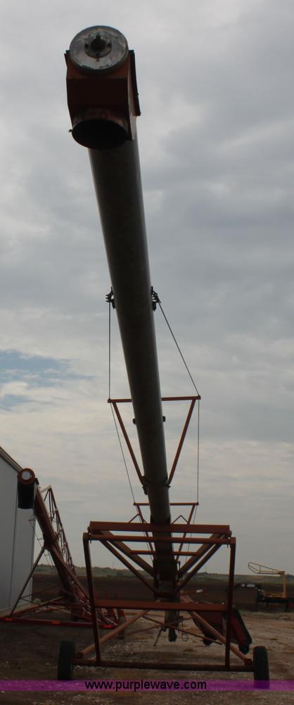 image for item F3351 Hutchinson 80' portable swing auger