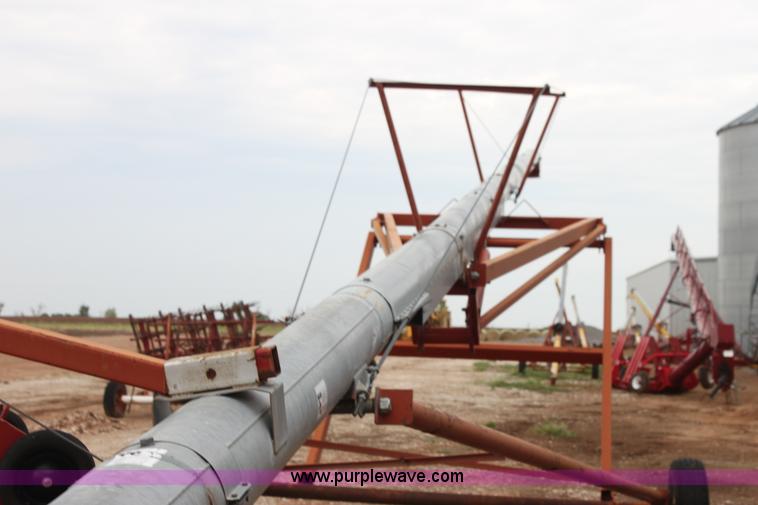 image for item F3351 Hutchinson 80' portable swing auger