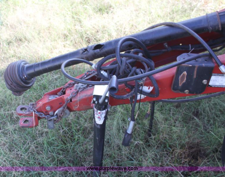 image for item F3356 New Holland BR780 round baler