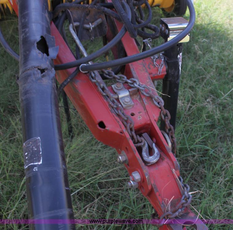 image for item F3356 New Holland BR780 round baler