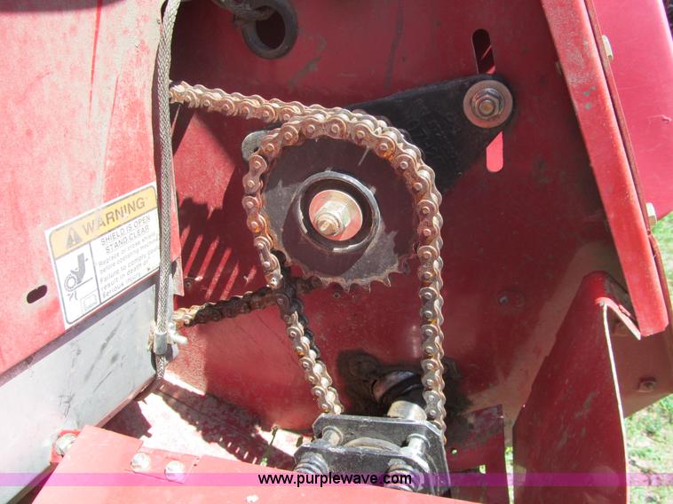 image for item F3505 Case IH 2412 corn head
