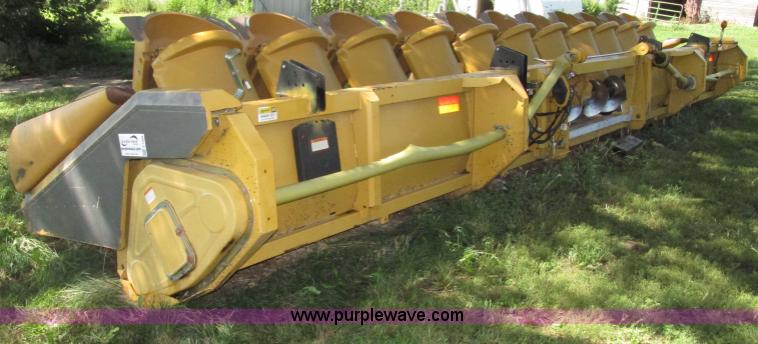 image for item F7499 2004 Lexion C512 corn head