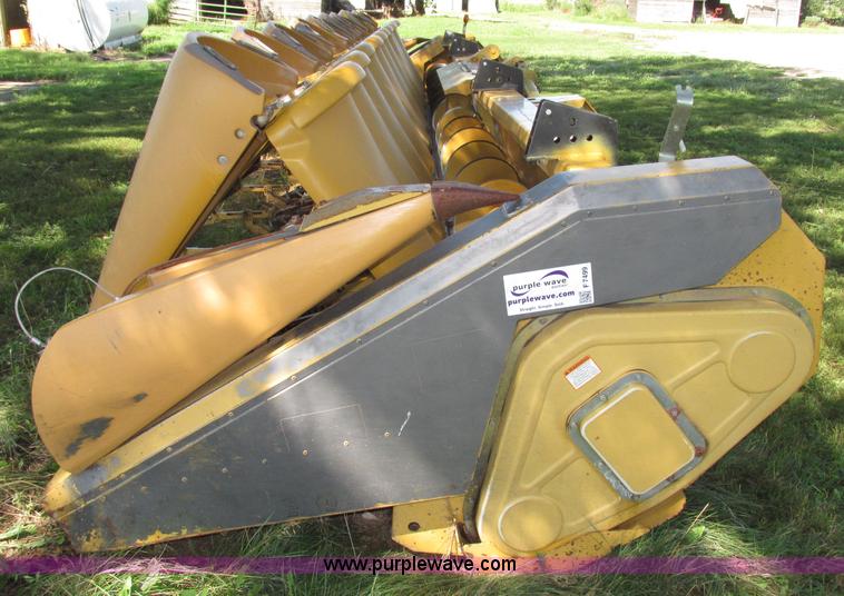 image for item F7499 2004 Lexion C512 corn head