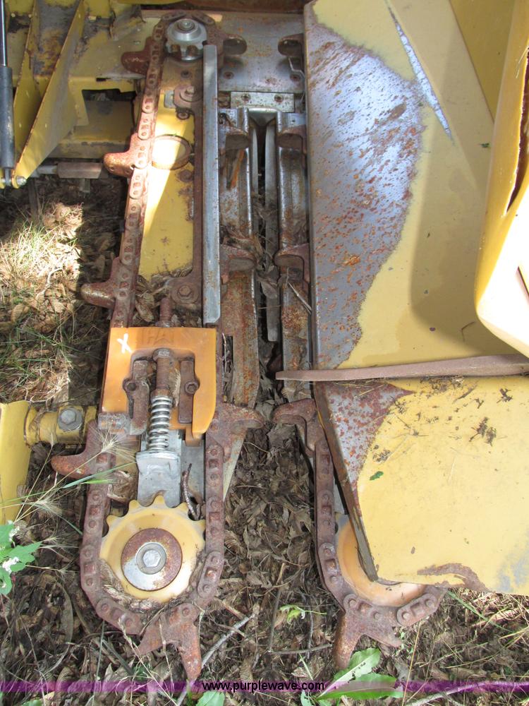 image for item F7499 2004 Lexion C512 corn head