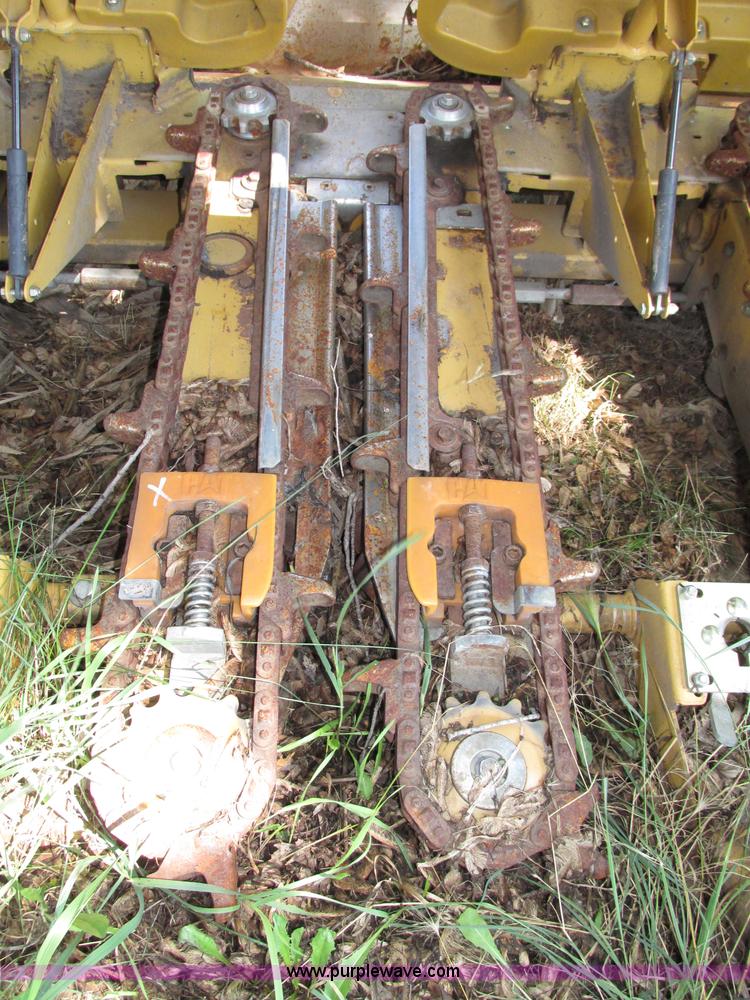 image for item F7499 2004 Lexion C512 corn head