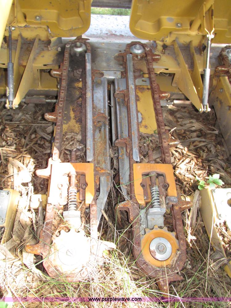 image for item F7499 2004 Lexion C512 corn head