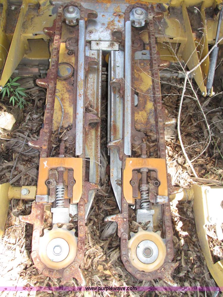 image for item F7499 2004 Lexion C512 corn head