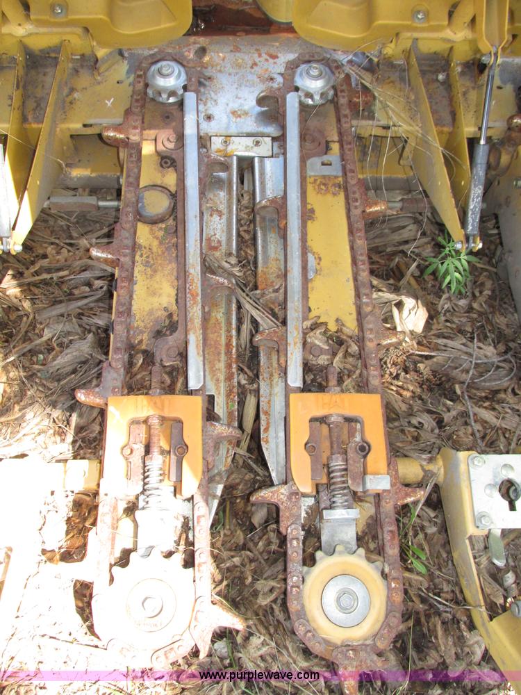 image for item F7499 2004 Lexion C512 corn head