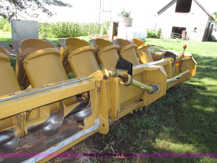 image for item F7499 2004 Lexion C512 corn head