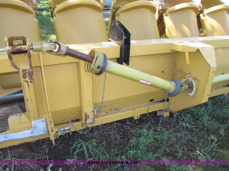 image for item F7499 2004 Lexion C512 corn head