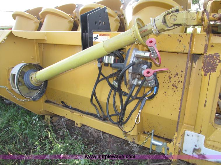 image for item F7499 2004 Lexion C512 corn head