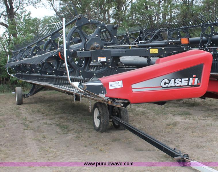 image for item G8167 2010 Case IH 2142 draper header