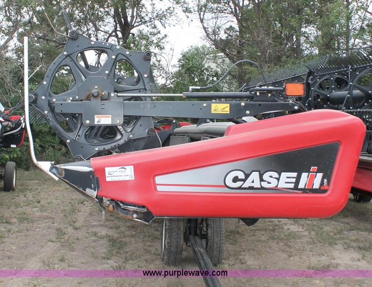 image for item G8167 2010 Case IH 2142 draper header