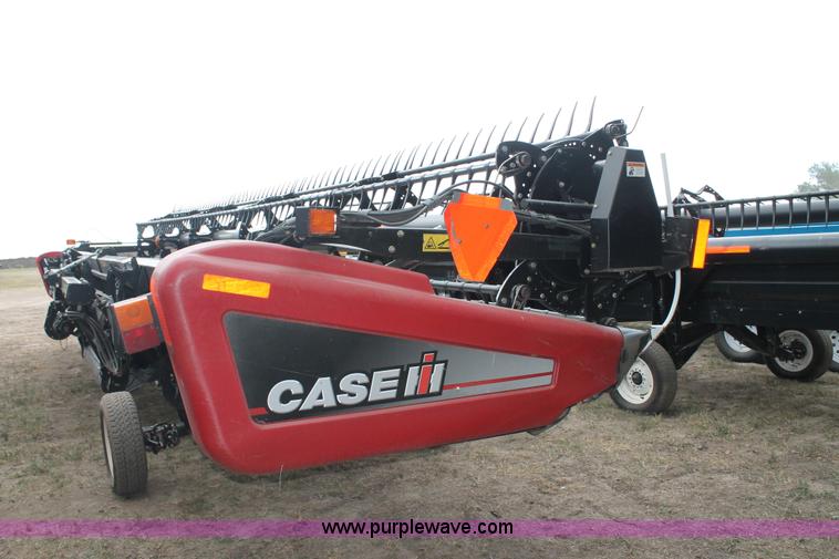 image for item G8167 2010 Case IH 2142 draper header
