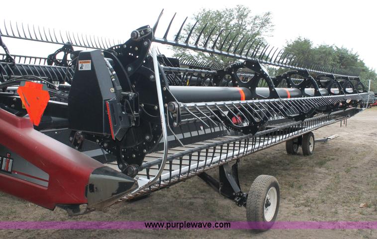 image for item G8167 2010 Case IH 2142 draper header
