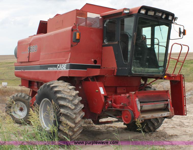 image for item G8168 1987 Case 1680 axial flow combine