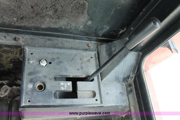 image for item G8168 1987 Case 1680 axial flow combine