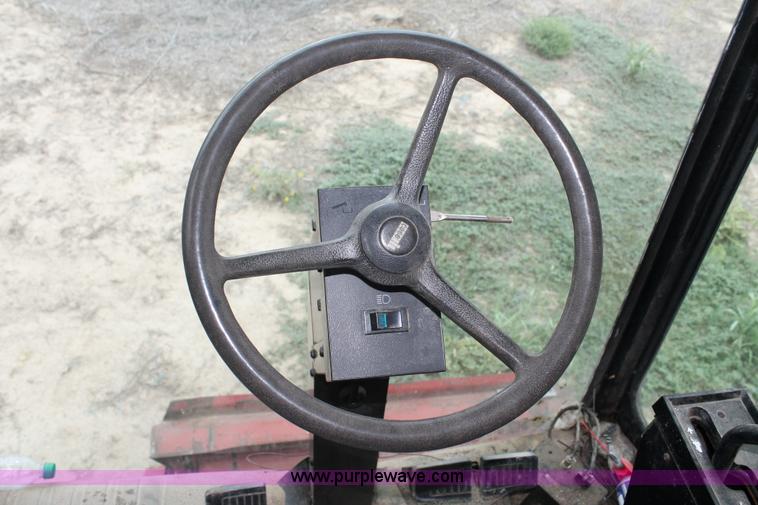 image for item G8168 1987 Case 1680 axial flow combine