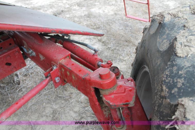 image for item G8168 1987 Case 1680 axial flow combine