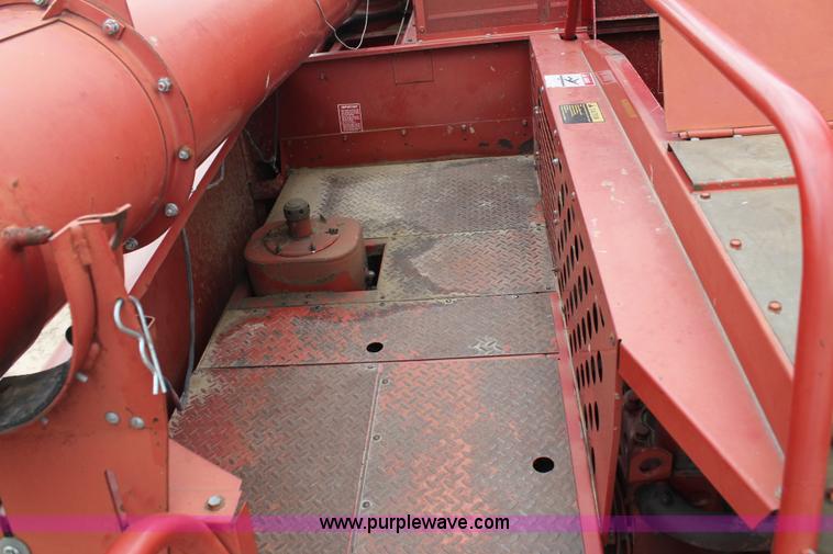 image for item G8168 1987 Case 1680 axial flow combine