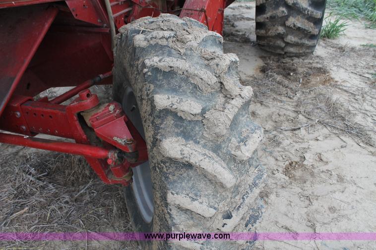 image for item G8168 1987 Case 1680 axial flow combine