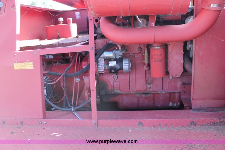 image for item H1744 1992 Case IH 1680 combine