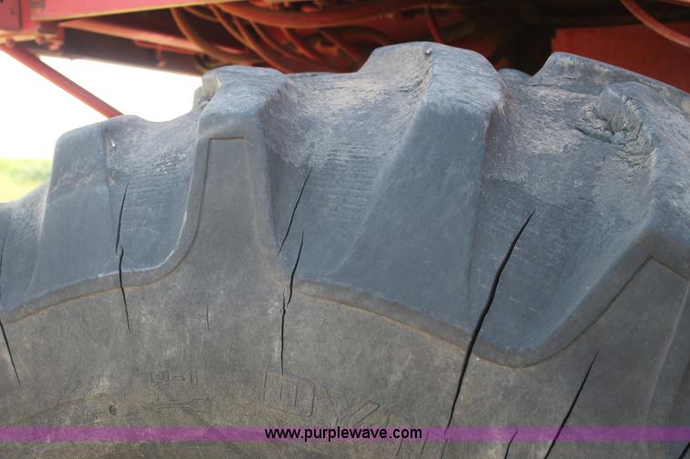 image for item H1744 1992 Case IH 1680 combine