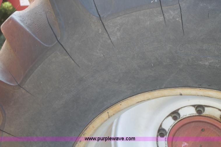 image for item H1744 1992 Case IH 1680 combine