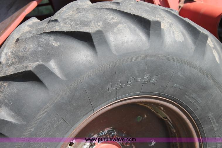 image for item H1744 1992 Case IH 1680 combine