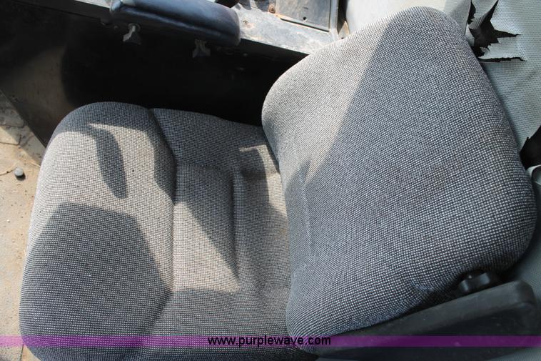 image for item H1744 1992 Case IH 1680 combine