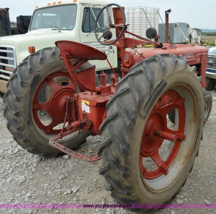 image for item H2792 McCormick Farmall H tractor