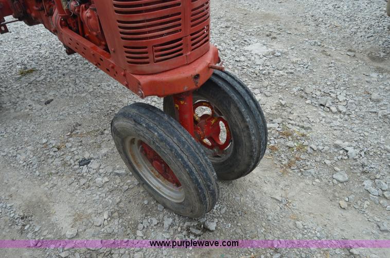 image for item H2792 McCormick Farmall H tractor