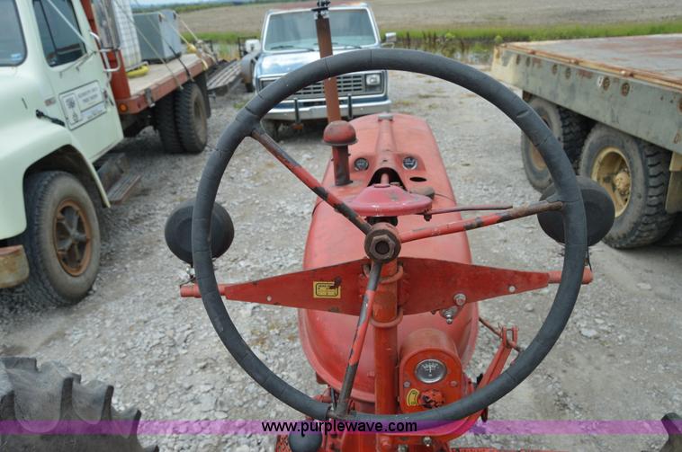 image for item H2792 McCormick Farmall H tractor