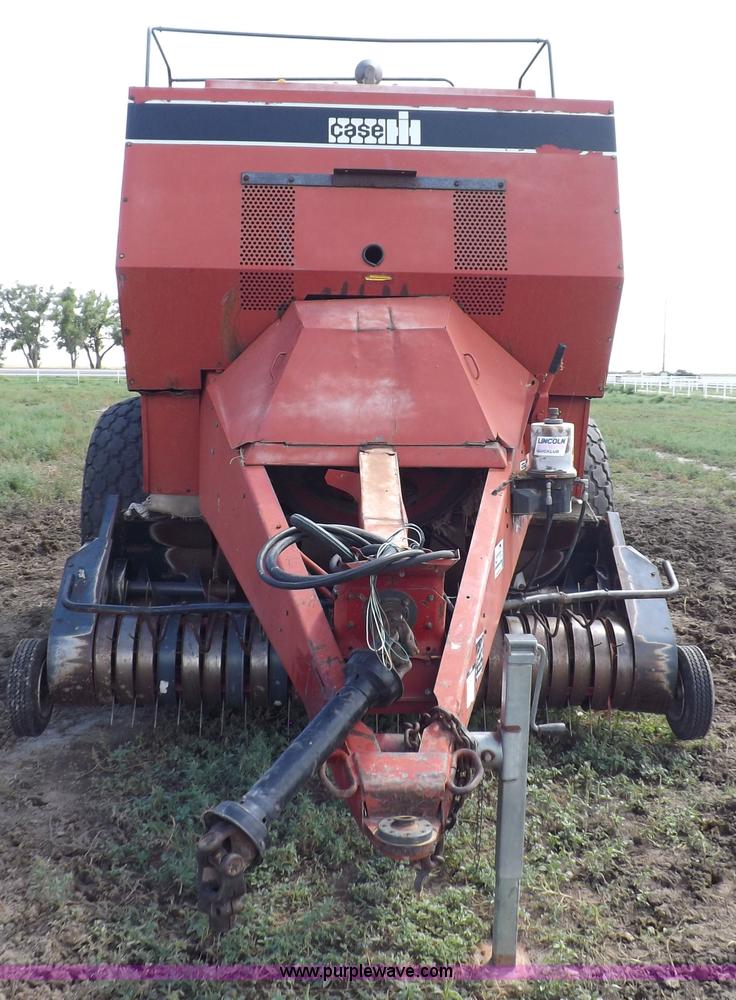 image for item H9147 Case IH 8580 square baler