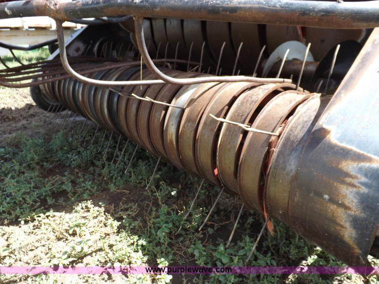 image for item H9147 Case IH 8580 square baler