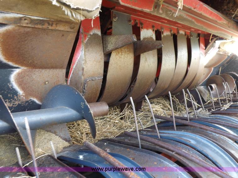 image for item H9147 Case IH 8580 square baler