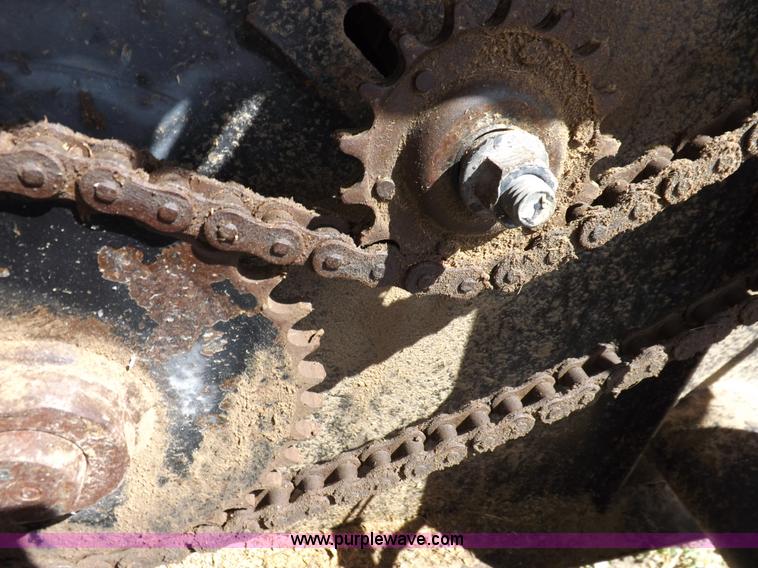 image for item H9147 Case IH 8580 square baler