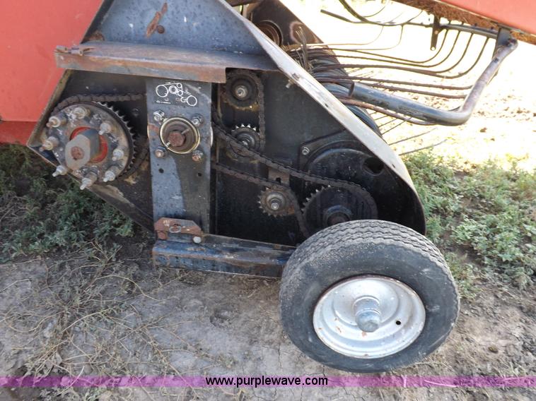 image for item H9147 Case IH 8580 square baler