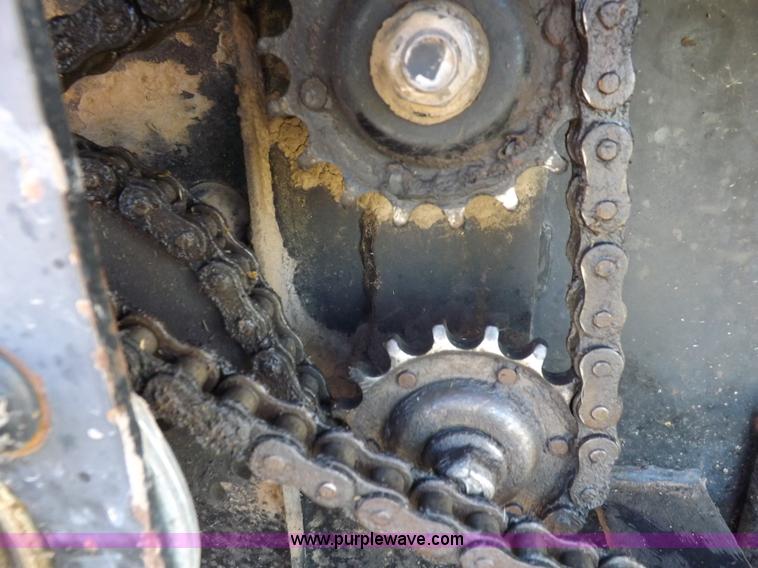 image for item H9147 Case IH 8580 square baler