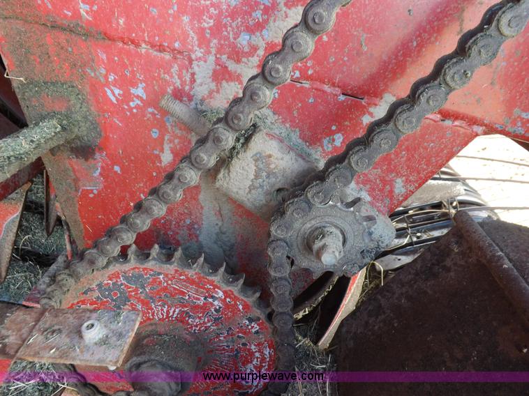 image for item H9147 Case IH 8580 square baler