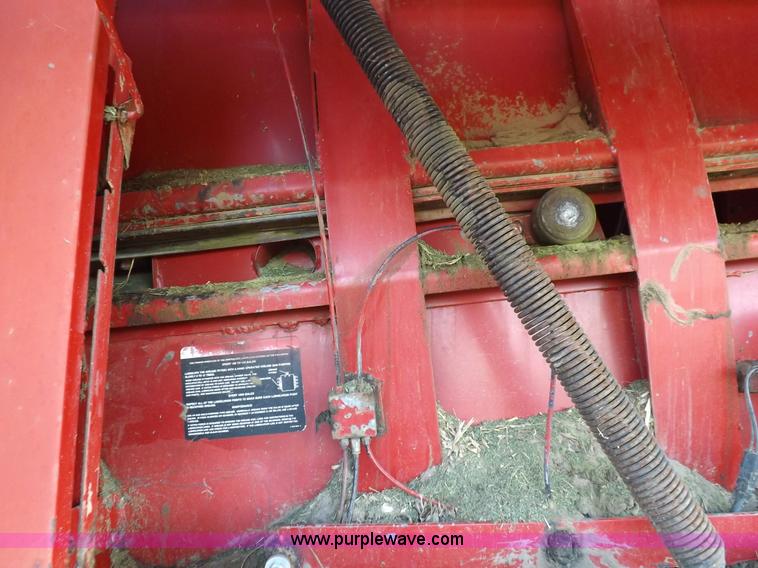 image for item H9147 Case IH 8580 square baler